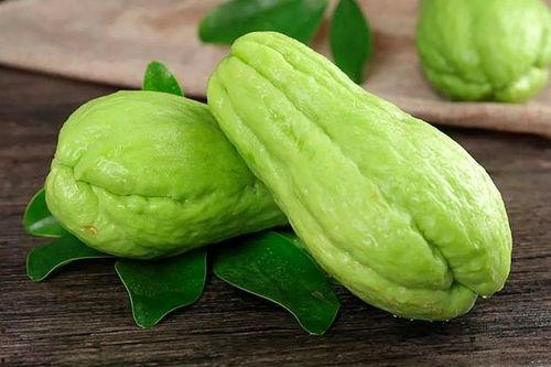 咸丰高乐山吃瓜,夏日消暑新宠——吃瓜记