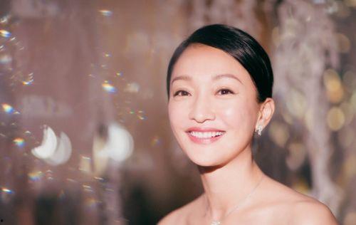 周迅吃瓜吃到自己,意外成为瓜田主角